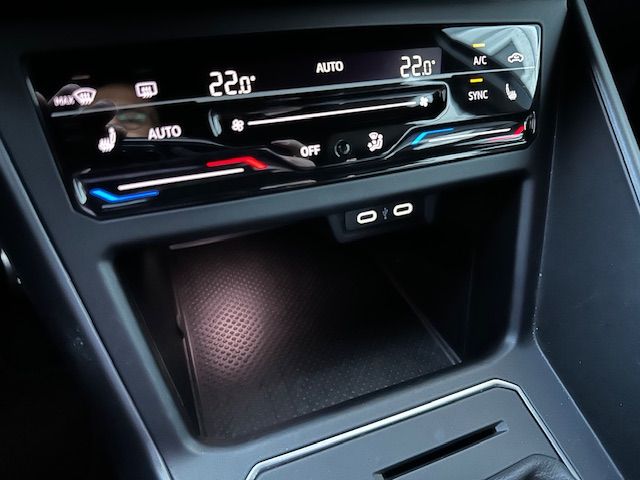 Taigo R-Line TSi Navi Kamera ACC Matrix