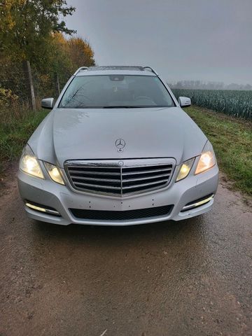 Mercedes-Benz E350 AVANTGARDE Blueefficiency