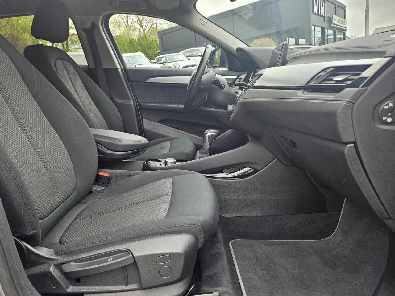 BMW X2 x25e Advantage Navi LED Sitzh.Tempom.ParkAss foto 10