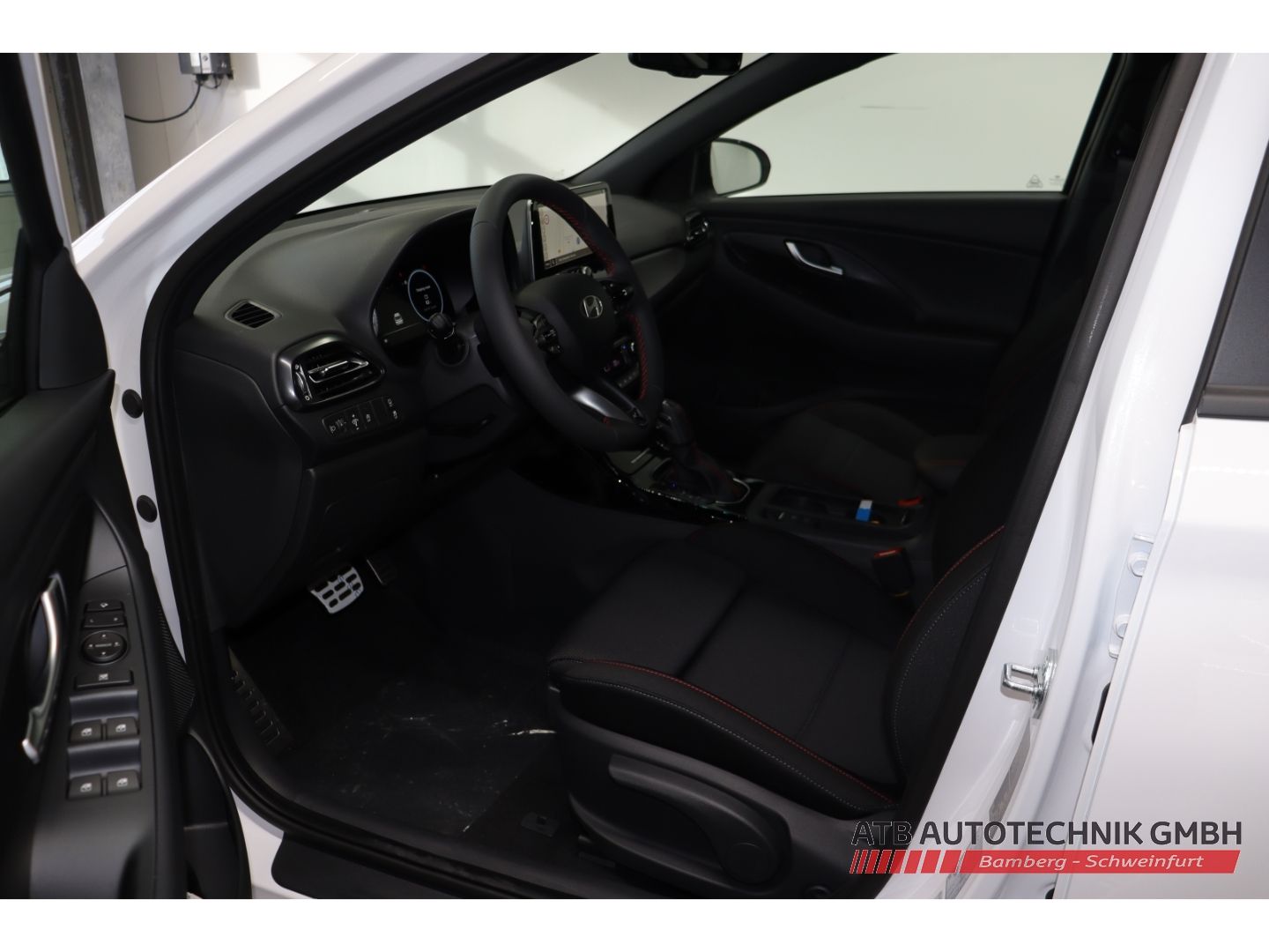 Fahrzeugabbildung Hyundai i30 MY26 N-Line 1.6 T-GDi 150PS 7-DCT 2WD Navi L