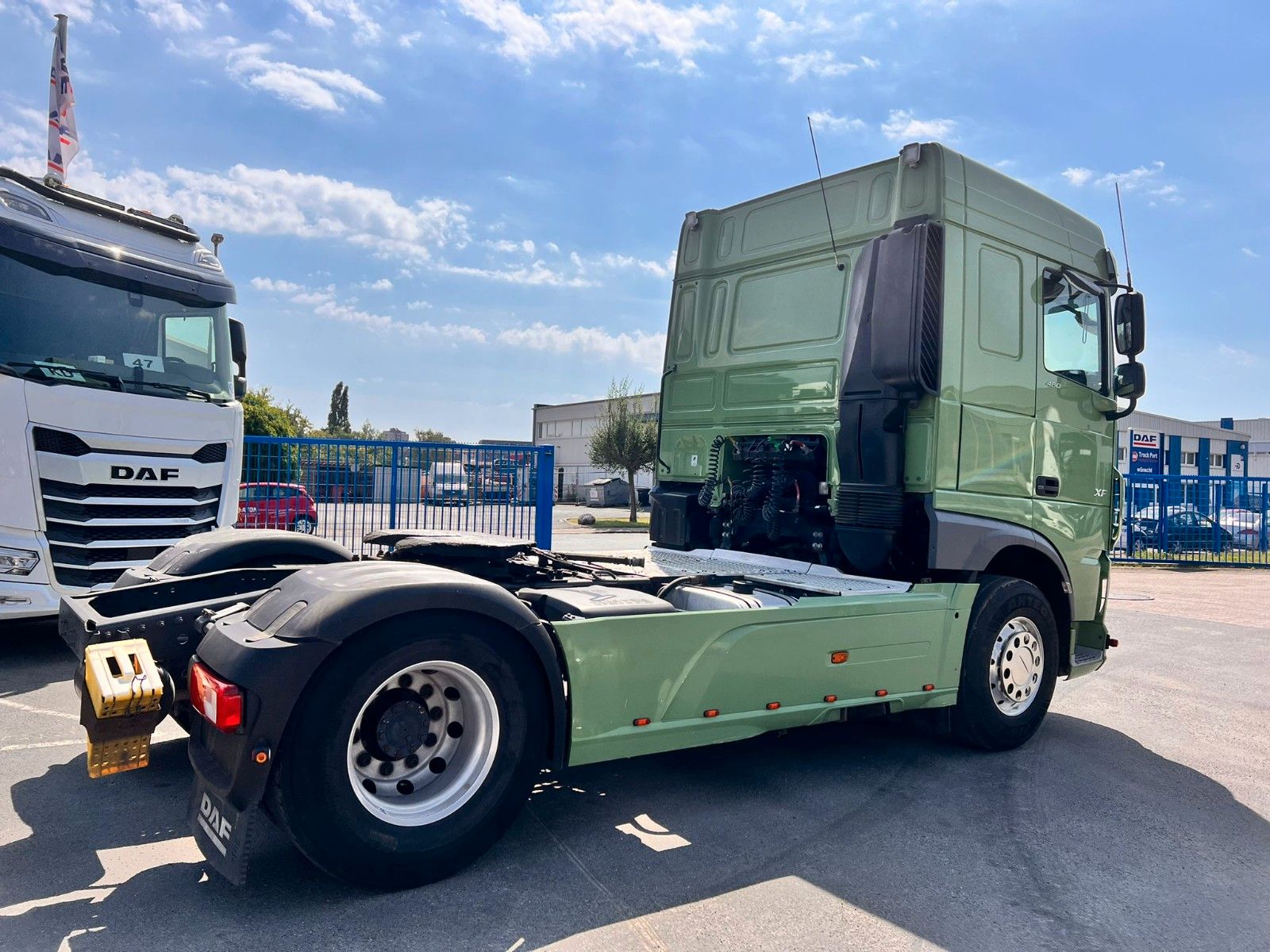 Fahrzeugabbildung DAF 2xDAF XF 480 FT,SC, Hydraulik, Intarder