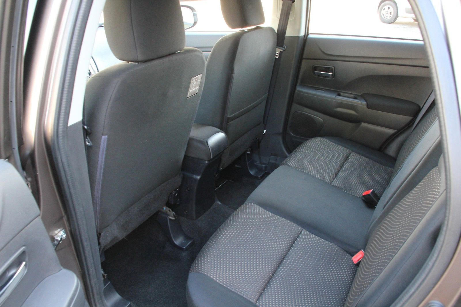 Fahrzeugabbildung Mitsubishi ASX SUV-Star 2WD