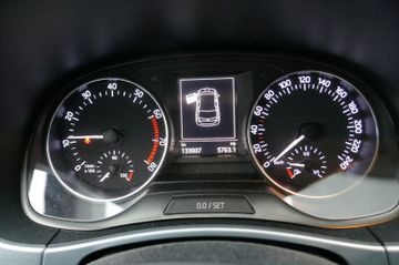 Bild 2 Skoda Fabia Ambition, 8-fach bereift - aktuell WKR