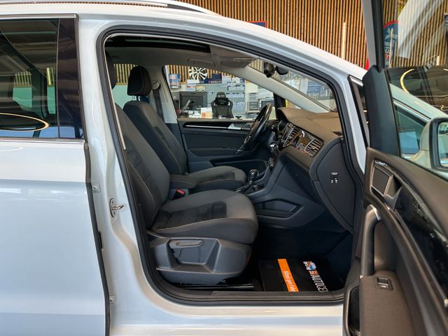 Volkswagen Golf Sportsvan Highline*Pano*Navi*