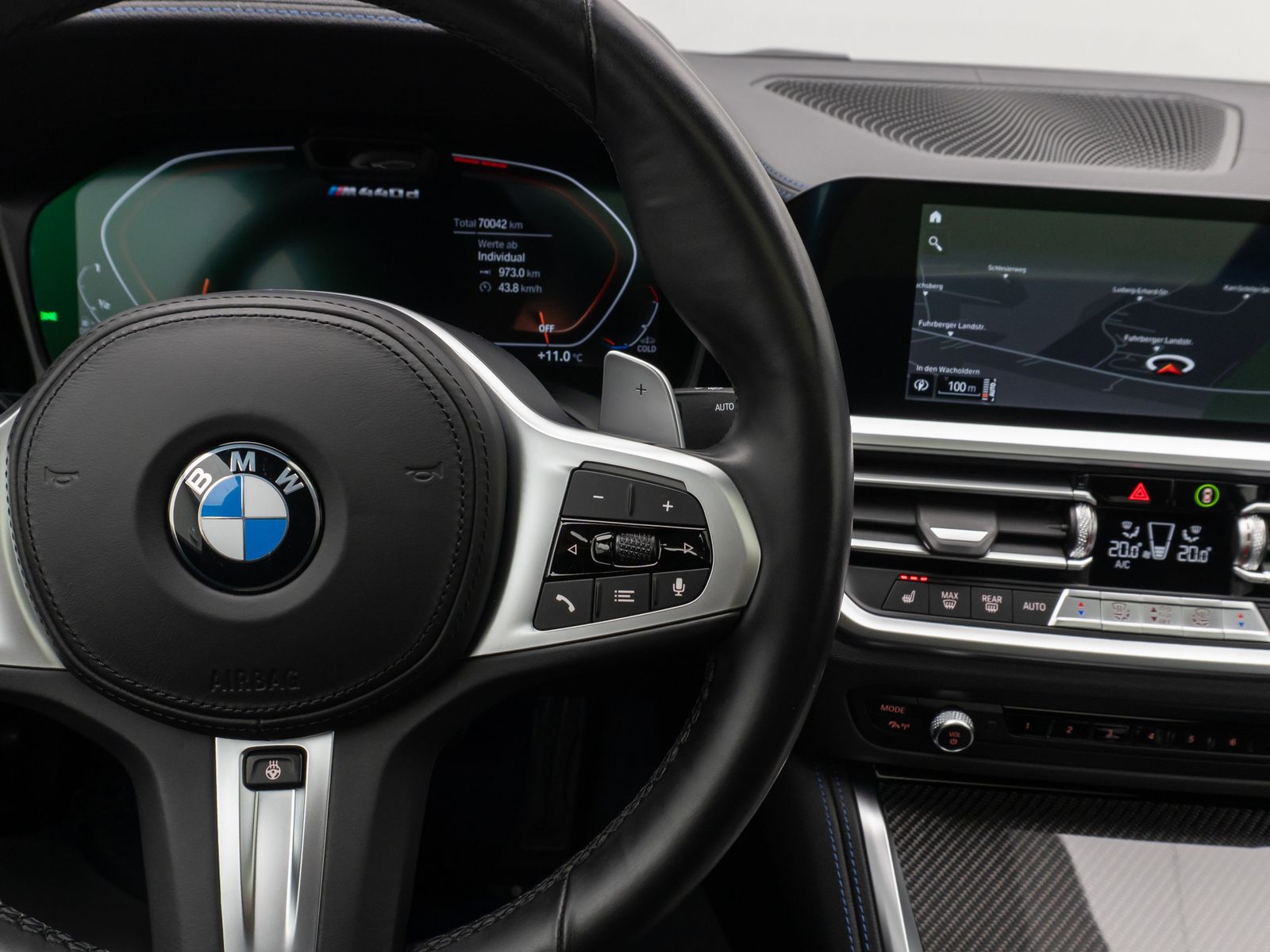 Fahrzeugabbildung BMW M440d xD Coupé 360°Glasdach HUD Laser DAB H/K