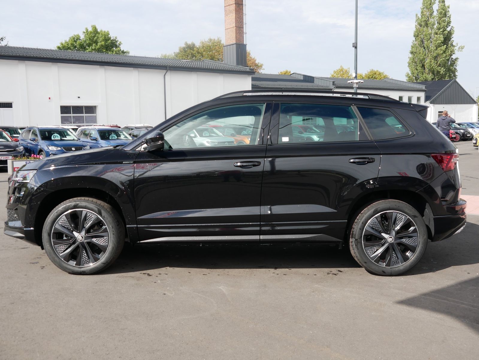 Skoda Karoq Sportline 1.5 TSI DSG Matrix ACC AHK Navi imagem 2