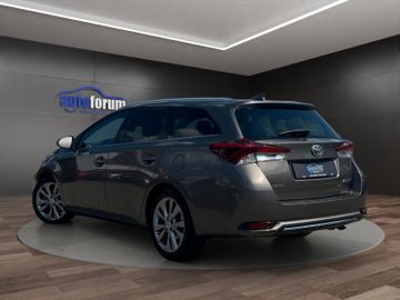 Toyota Auris Touring Sports - 6