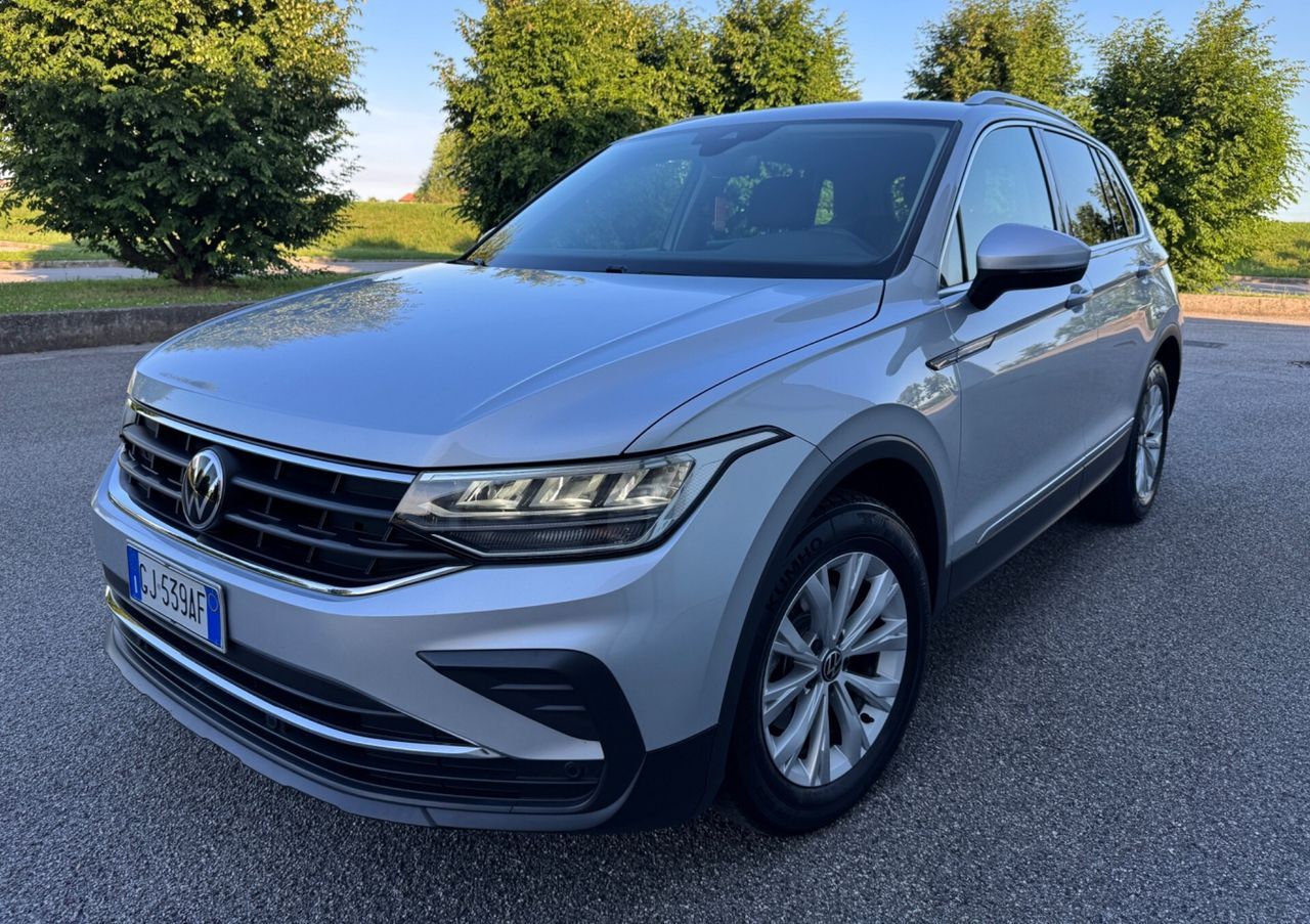 Volkswagen Volkswagen Tiguan 2.0 TDI 150 CV SCR DSG Life