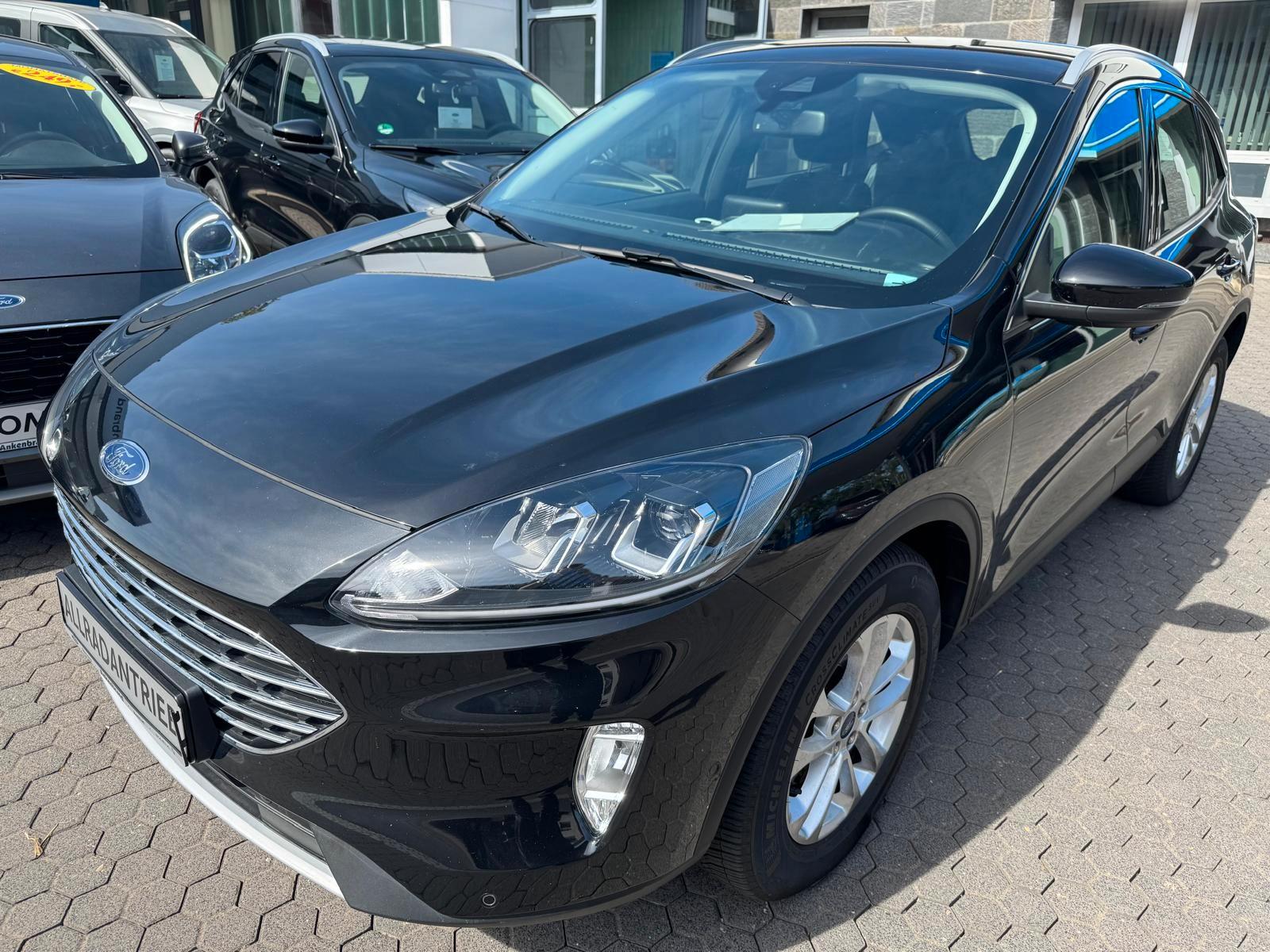 Ford Kuga Titanium 2.0 AWD *ACC* *RFK* *1. HAND*