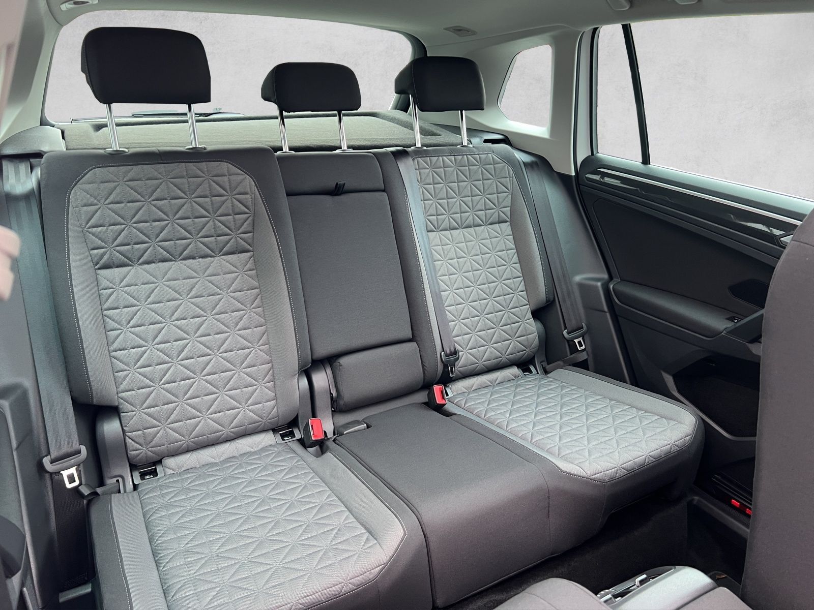 Tiguan Life 2.0 TDI DSG Navi*ACC*LED