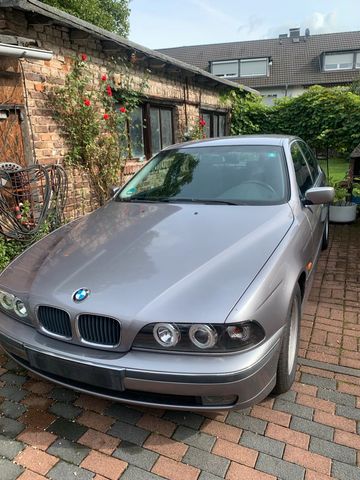 BMW E39 523i  Schalter