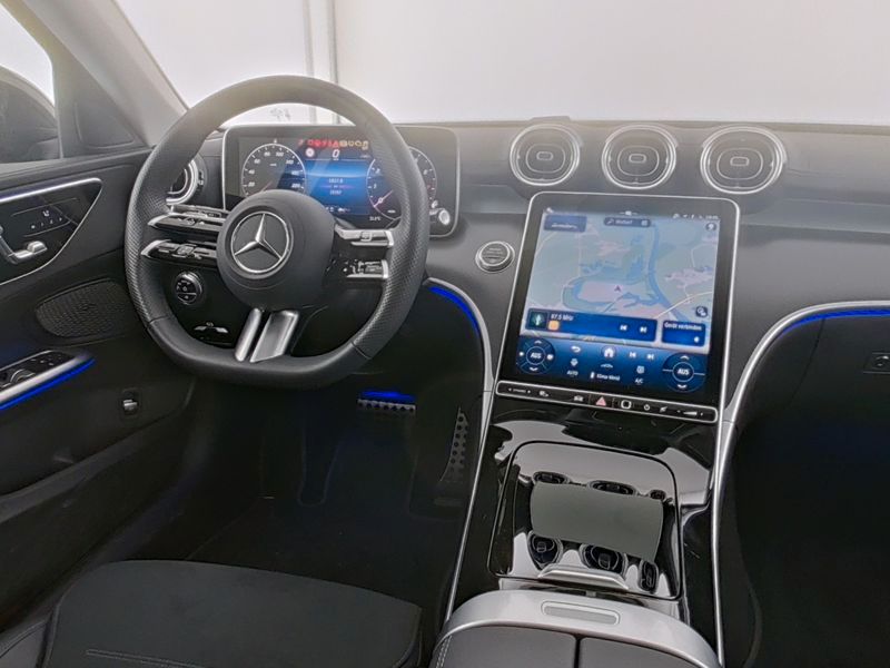 Fahrzeugabbildung Mercedes-Benz C 180 T AMG+NIGHT+PANO+AHK+LENKRADHEIZ+AMBIENTE+