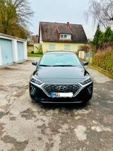 Hyundai IONIQ 1.6l GDi HYBRID -Top-Zustand - Hyundai IONIQ: Von Privat