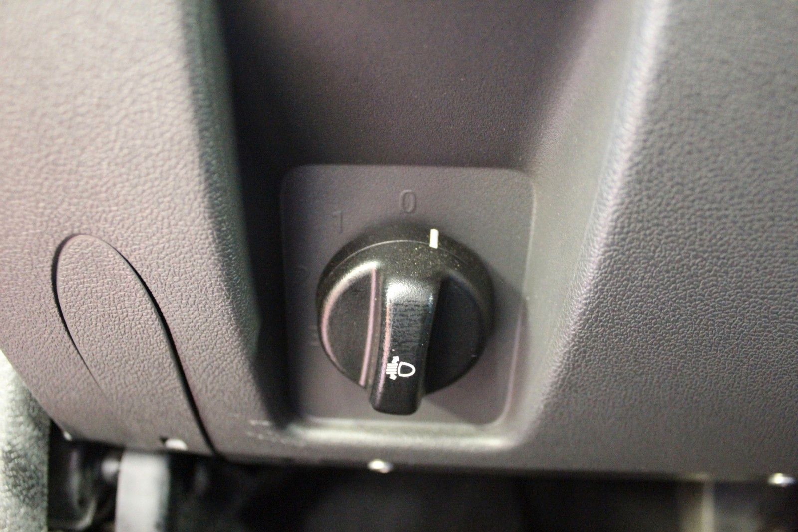 Fahrzeugabbildung Dacia Duster   SCE 115  Laureate   AHK *Navigation*