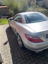 Mercedes-Benz SLK 200 BlueEFFICIENCY -Automatik R172 - silberne Mercedes-Benz SLK 200