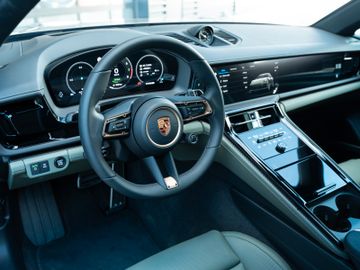 Porsche Panamera - 9