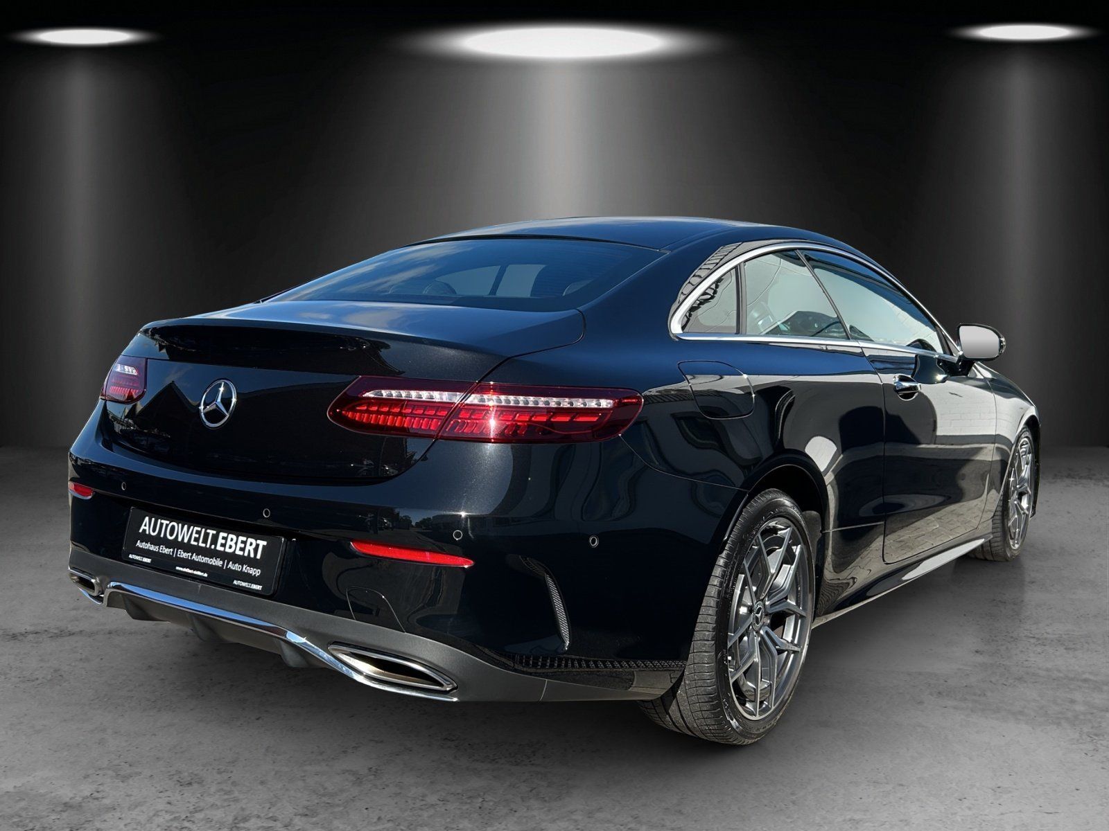 Fahrzeugabbildung Mercedes-Benz E 450 AMG Line 4Matic 9G-Tronic/LED/ACC/360°/NAV