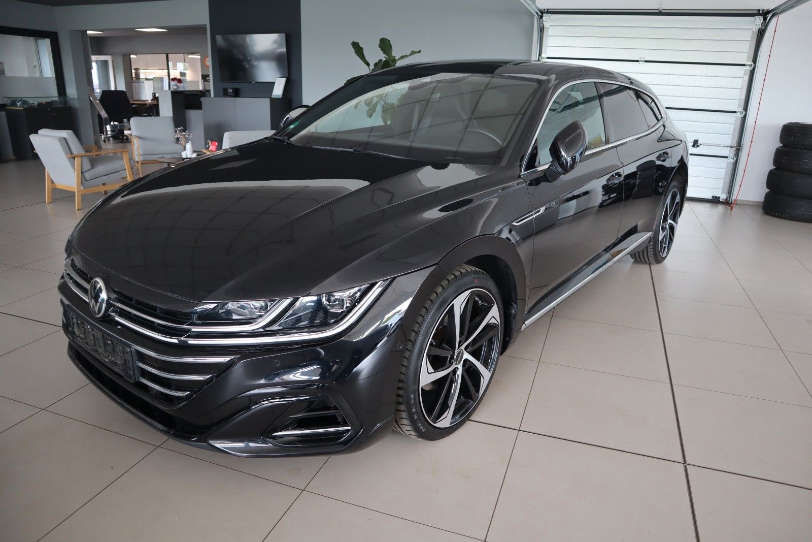 VW Arteon Shooting Brake R-Line 4Motion/PANO/