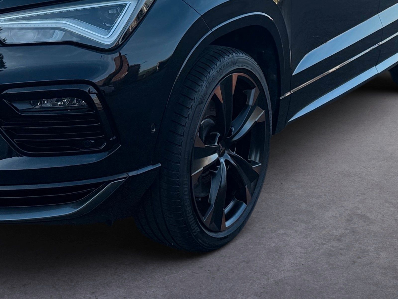 Fahrzeugabbildung CUPRA Ateca 2.0 TSI 4Drive