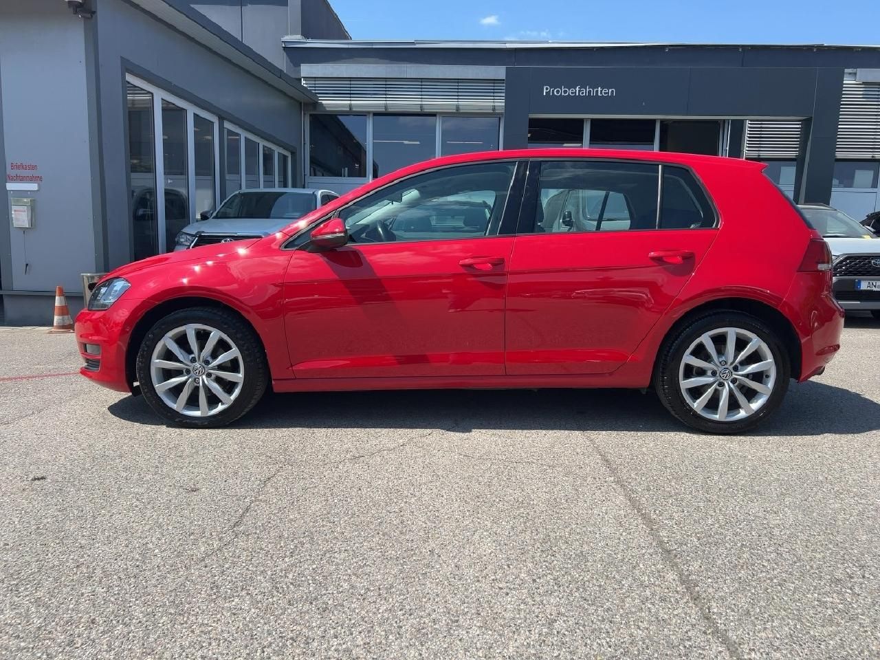 Fahrzeugabbildung Volkswagen Golf VII Lim. Highline BMT