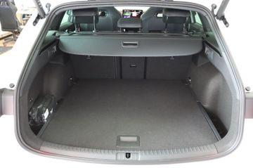 Cupra Leon Sportstourer 1.5 AHK Pano 19Zoll Sennheiser