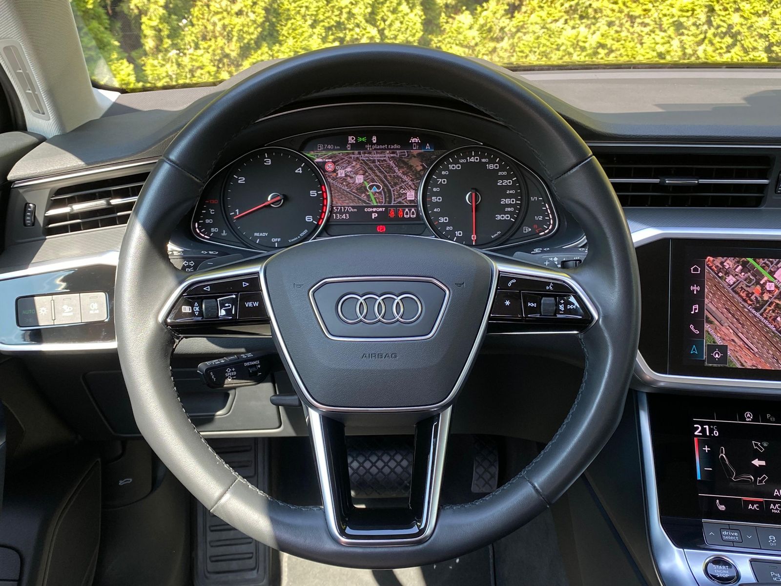 Fahrzeugabbildung Audi A6 40TDI Sport S-tron. LED+NAV+SHZ+360°+ACC+PARK