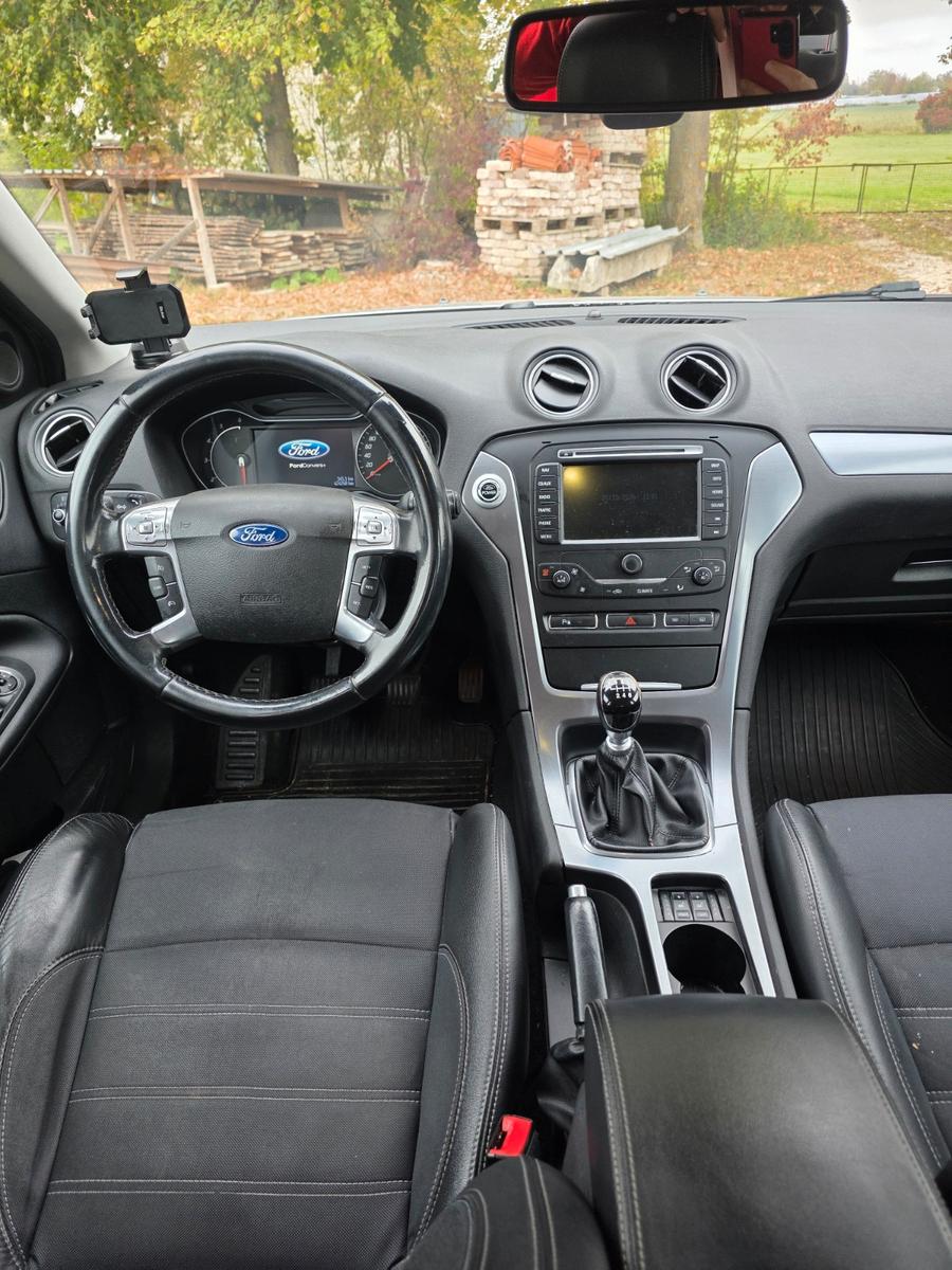 Ford Mondeo 2012 — photo 8