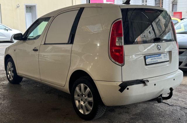 SKODA Roomster Roomster Praktik 1.6l*KLIMA*AHK*PDC*TÜV 02/2028* - Bild 8
