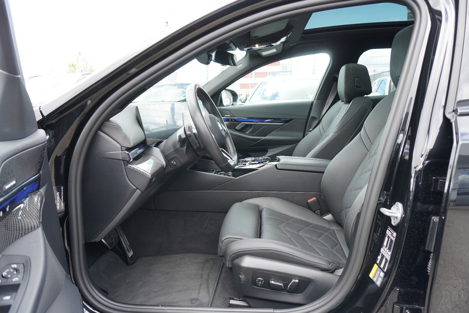 BMW i5 M60 xDrive Lim.*NAVI*LEDER*LED*SEHR GEPFLEGT* foto 13