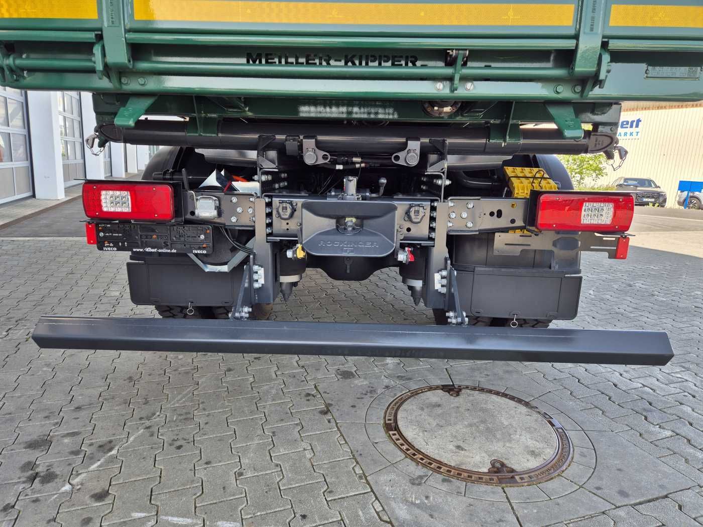 Fahrzeugabbildung Iveco T-Way AD190T36W/P 4x4 HIAB X-HIDUO 118E-3 Funk