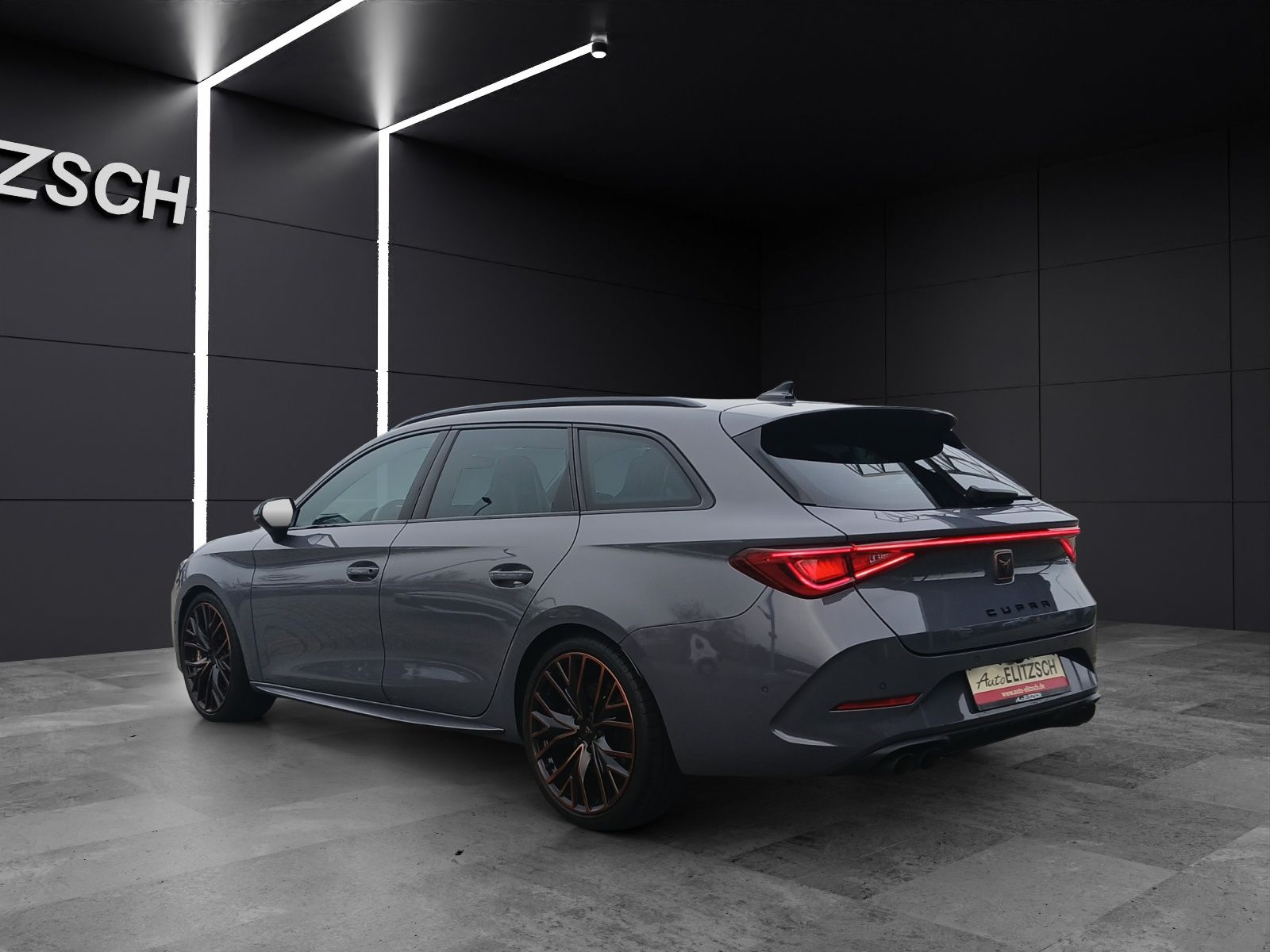 Fahrzeugabbildung CUPRA Leon ST VZ CUP 4Drive LED Navi ACC AHK BREMBO