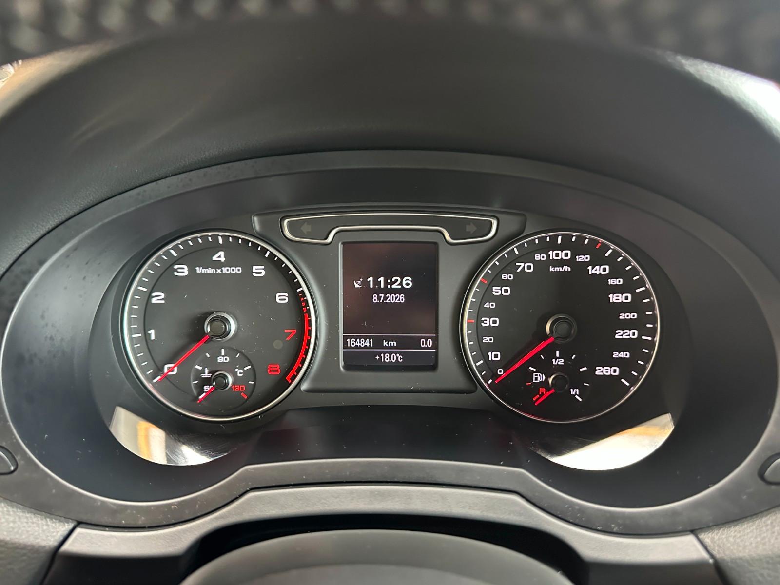 Audi Q3 2.0 TFSI quattro S line 170 ch • BVA • Navi • Bi-Xénon • Sièges chauffants - Keyless