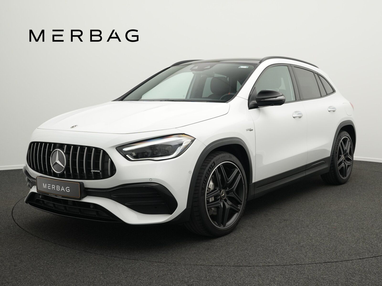 MERCEDES-BENZ GLA 35 AMG 4MATIC