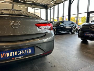 Opel Insignia B*LKHZ*2-ZONEN*LED*CARPLAY*CAMERA*