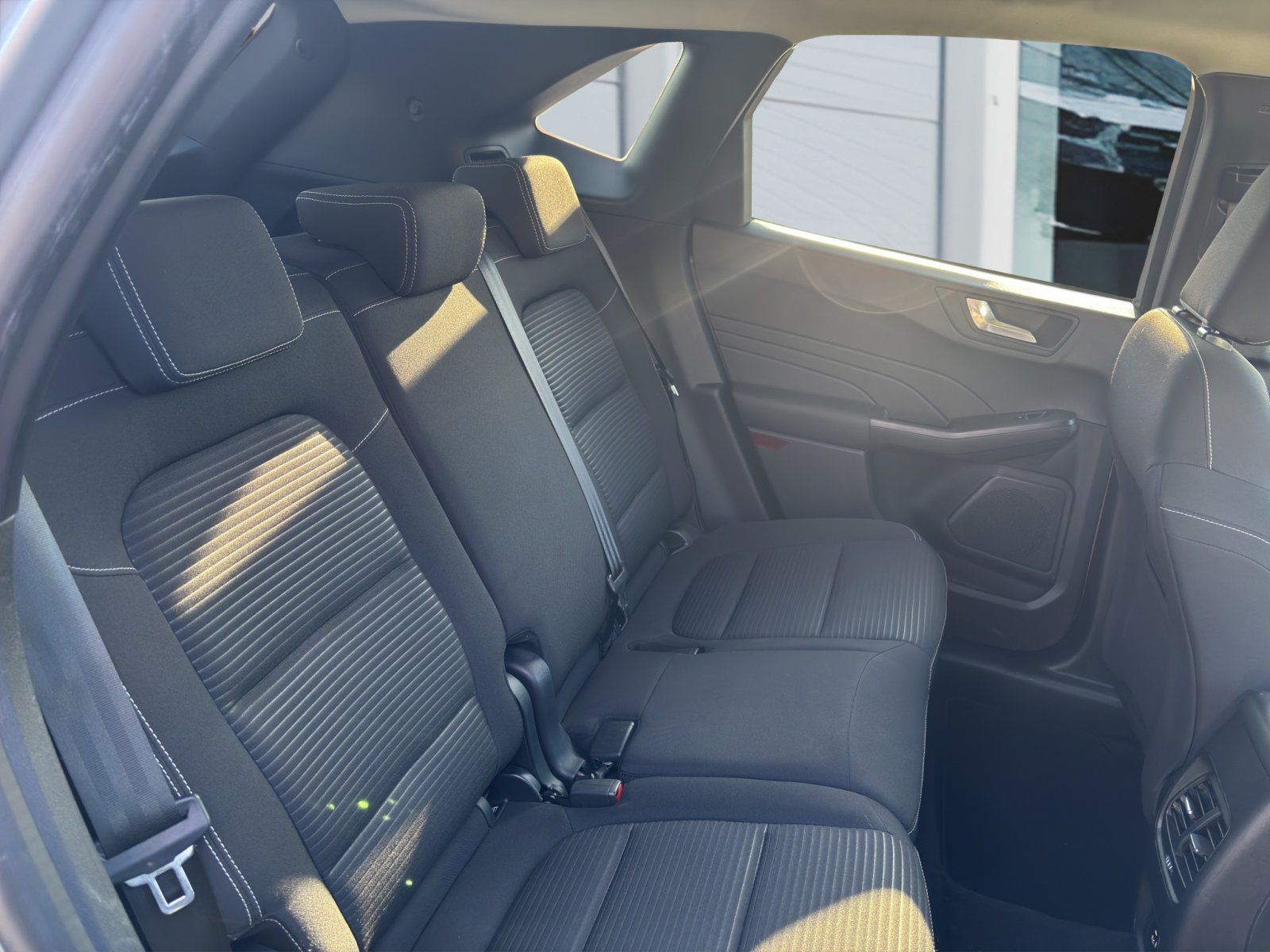 Fahrzeugabbildung Ford Kuga 2.5 PHEV Plug-In Hybrid Titanium