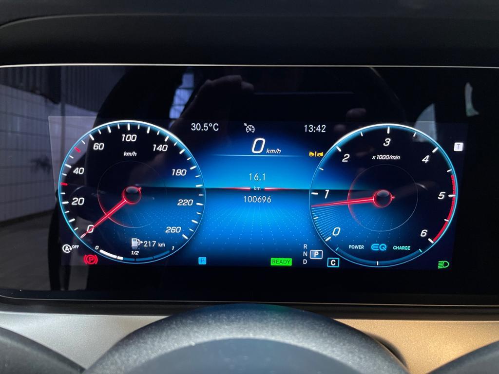 Mercedes-Benz E 220 d T Avantgarde Avantgarde+MBUX+Cam+LED+AUT