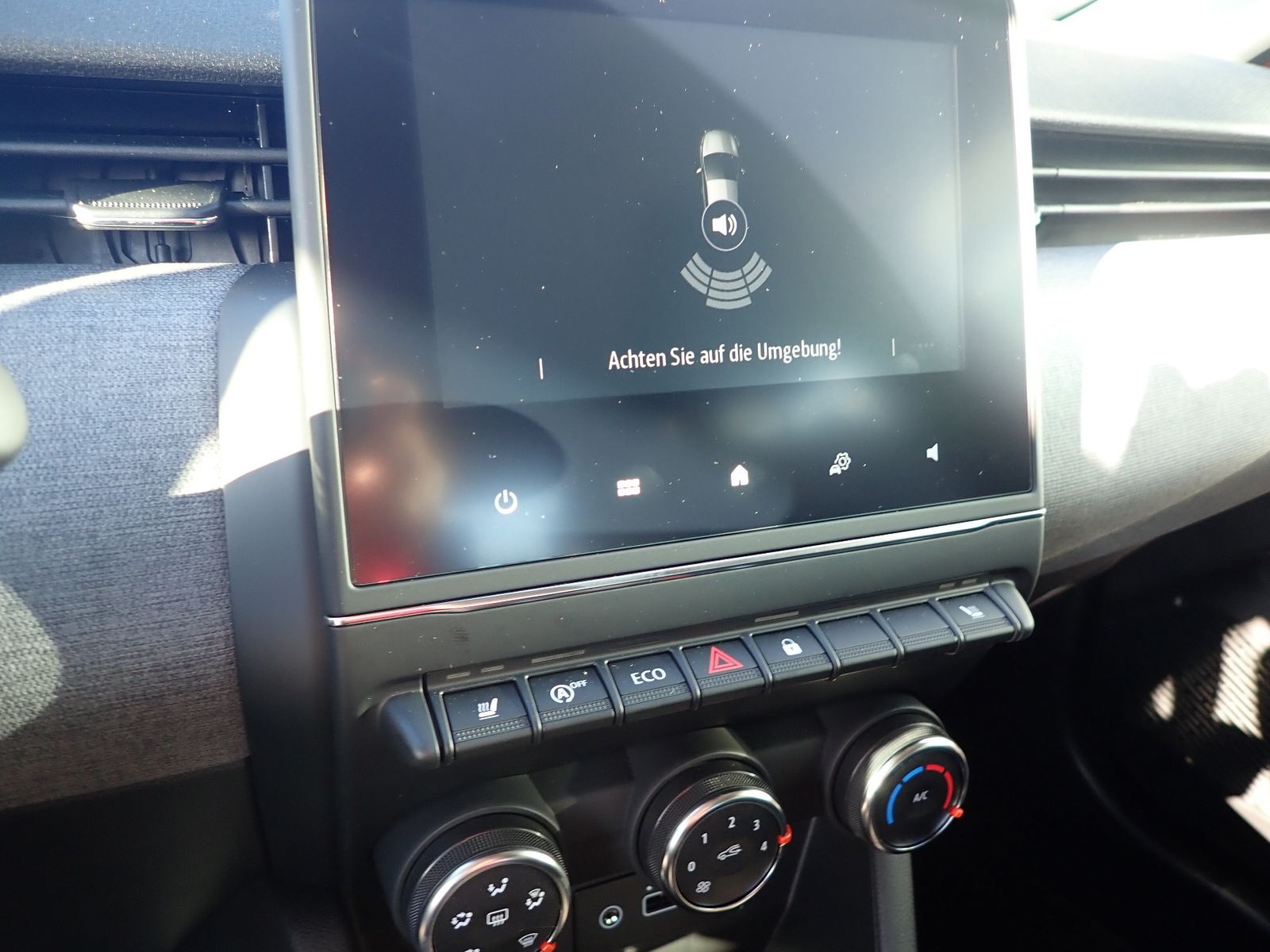 Fahrzeugabbildung Renault Clio Evolution TCe 90