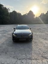 Mercedes-Benz E 300 de T Autom.  AHK*NAV*Kamera*Black - Mercedes-Benz E 300 in Braunschweig