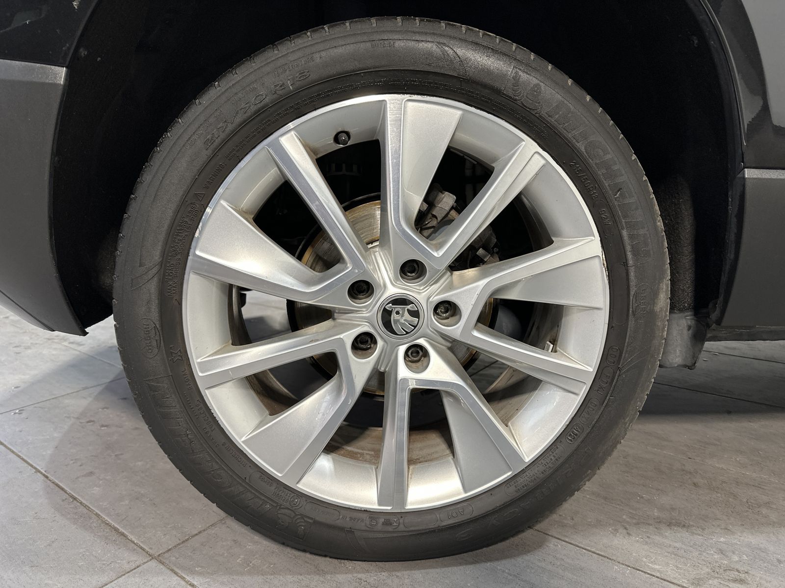 Fahrzeugabbildung SKODA Karoq 1.5 TSI DSG Clever NAV+LED+18ZO+CARPLAY+PP