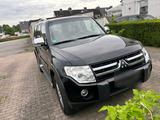Mitsubishi Pajero 3.2 DI-D 4x4 Leder 7 Sit... - Mitsubishi Pajero in Hamburg