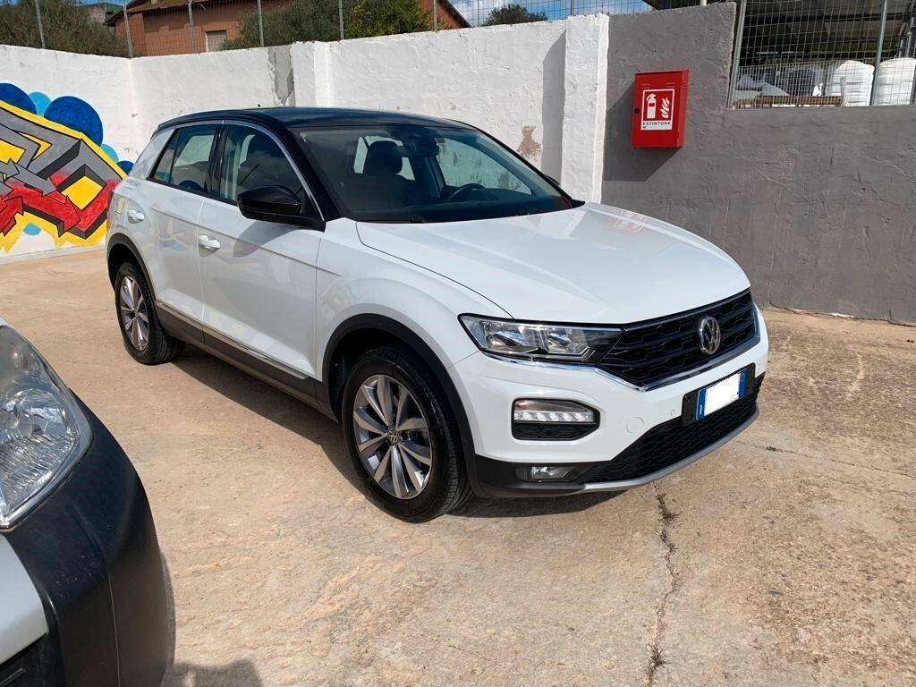 Volkswagen VOLKSWAGEN T ROC FULL OPTIONAL - RATA DA 299 EUR