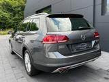 Volkswagen Golf VII Variant Alltrack  4Motion DSG ACC AHK - Volkswagen Golf mit Diesel-Antrieb: Kombi, Motion