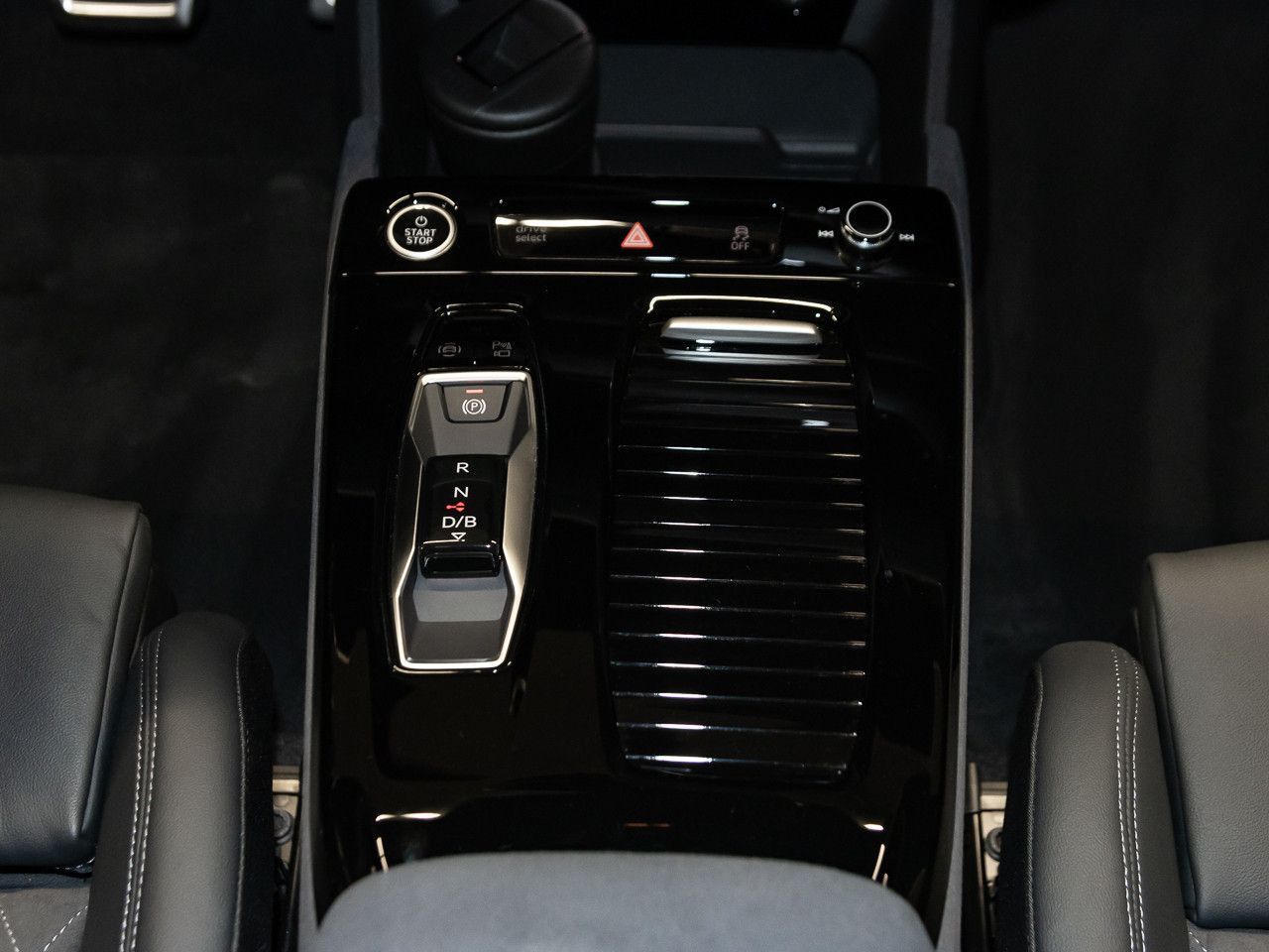 Audi Q6 e-tron - Bild 23