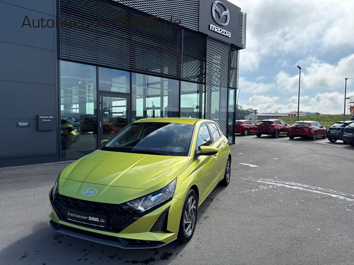Hyundai i20 Klimaauto. Alu Nav LHZ SHZ Kam PDC AppleCar