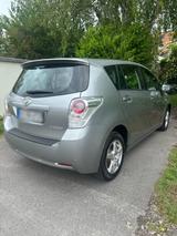 Toyota Verso TÜV Neu/Rentnerfahrzeug/81tkm... - Toyota in Karlsruhe