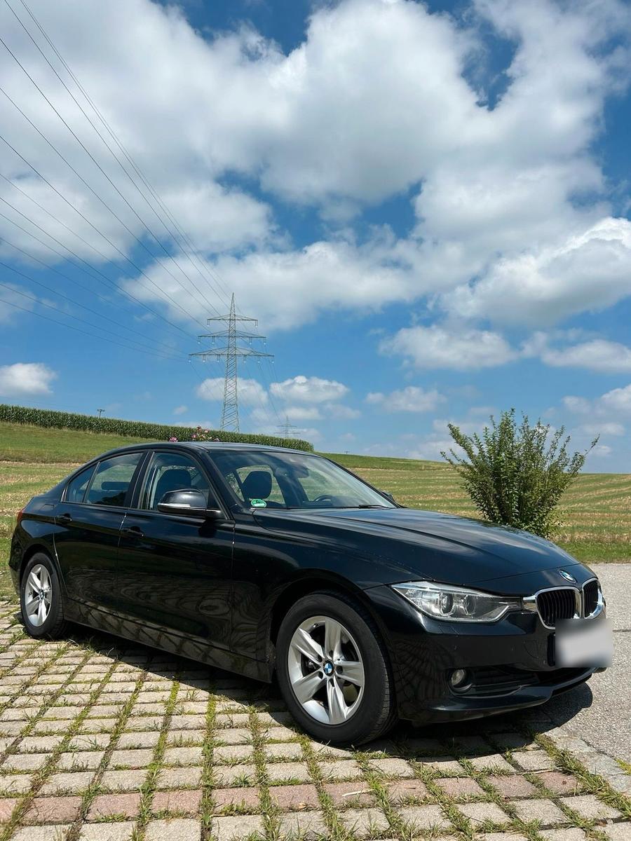 BMW 320