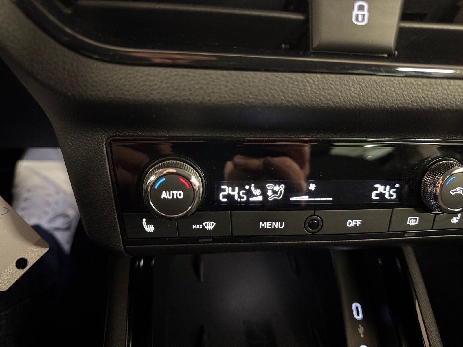 Fahrzeugabbildung SKODA Scala 1.0 TSI Drive 125*Virtual*Kamera*LED*Navi*