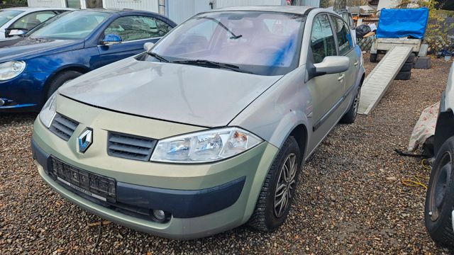 Renault Megane Authentique 1.4 16V 72kW