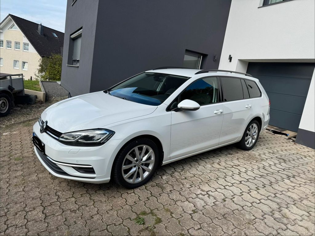 Image of Volkswagen Golf