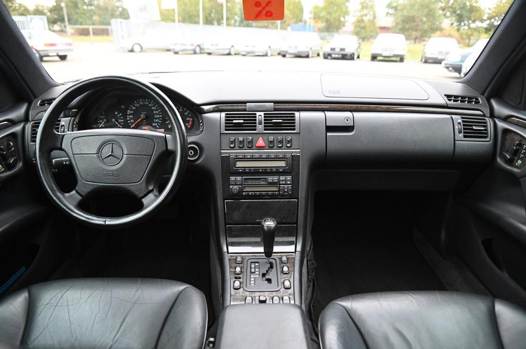 Mercedes-Benz E 420
